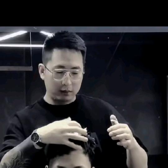 彭水魔发男士理发馆【王松】