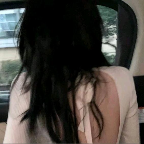 明媚不了你的忧伤