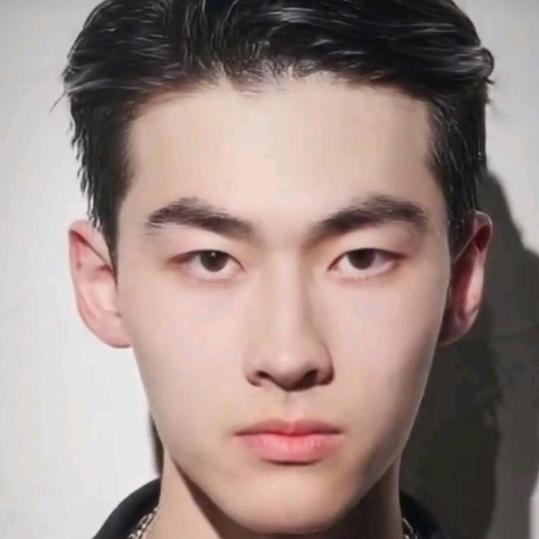 上班只想摸于