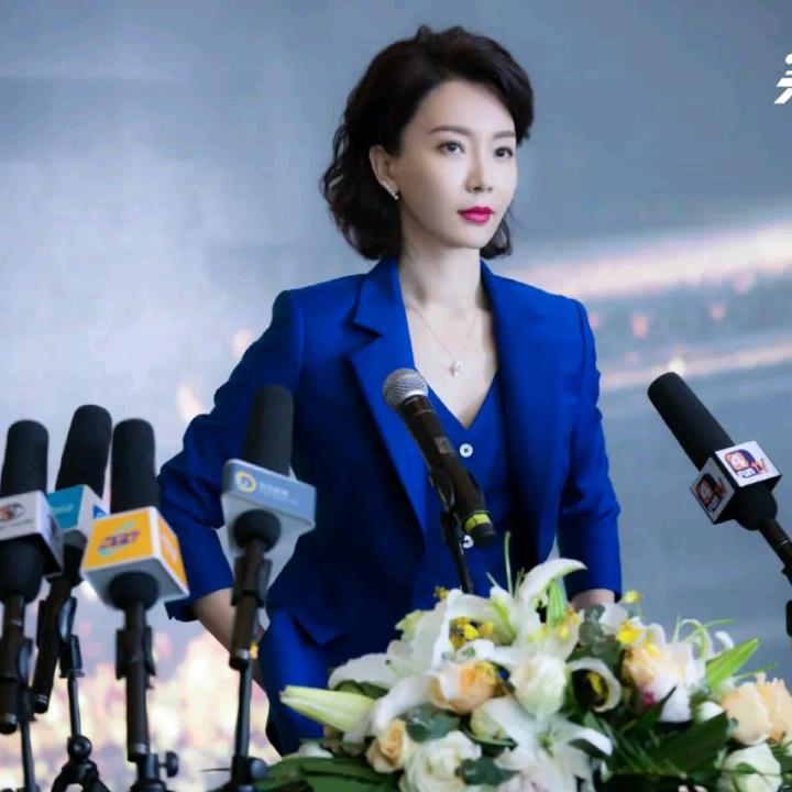 杨洋一  一