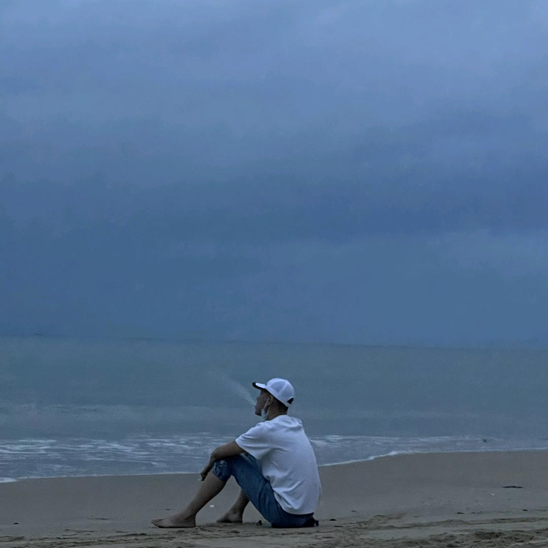 显显