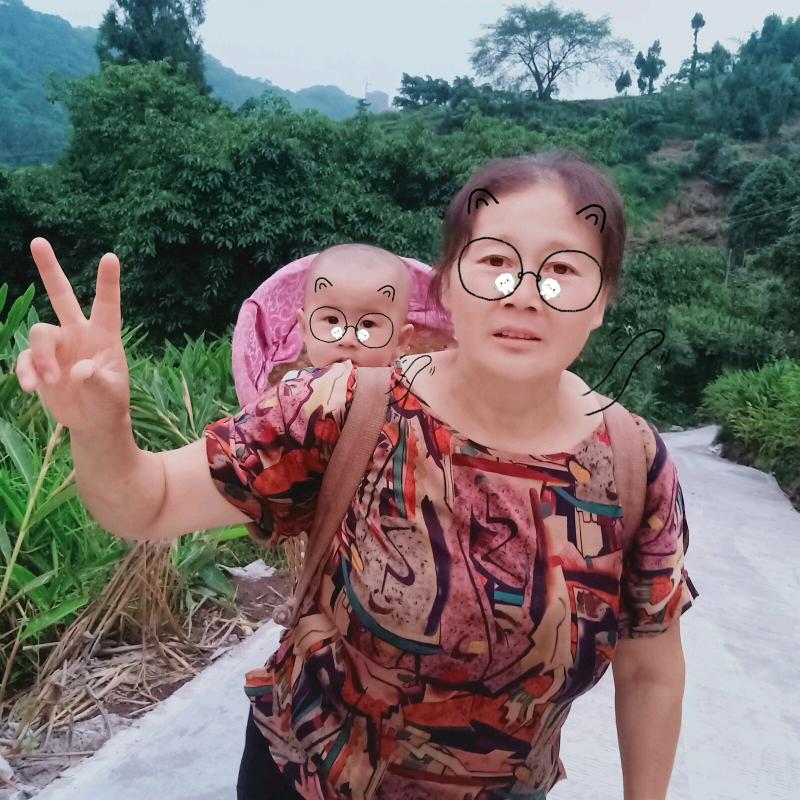 李芳