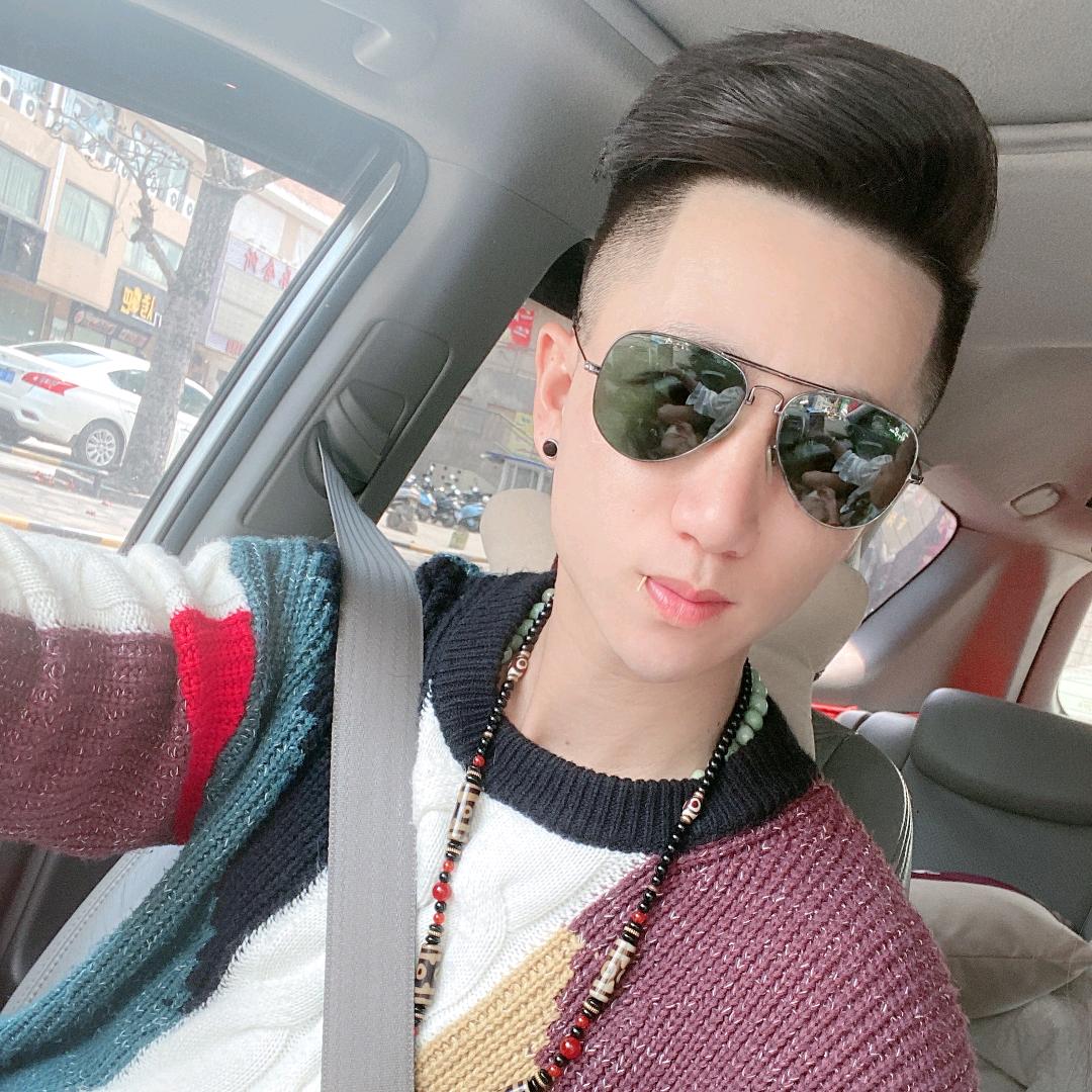 米黄二