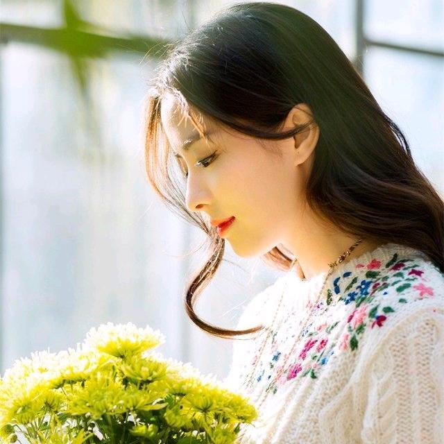 静妮，单身橱窗管理