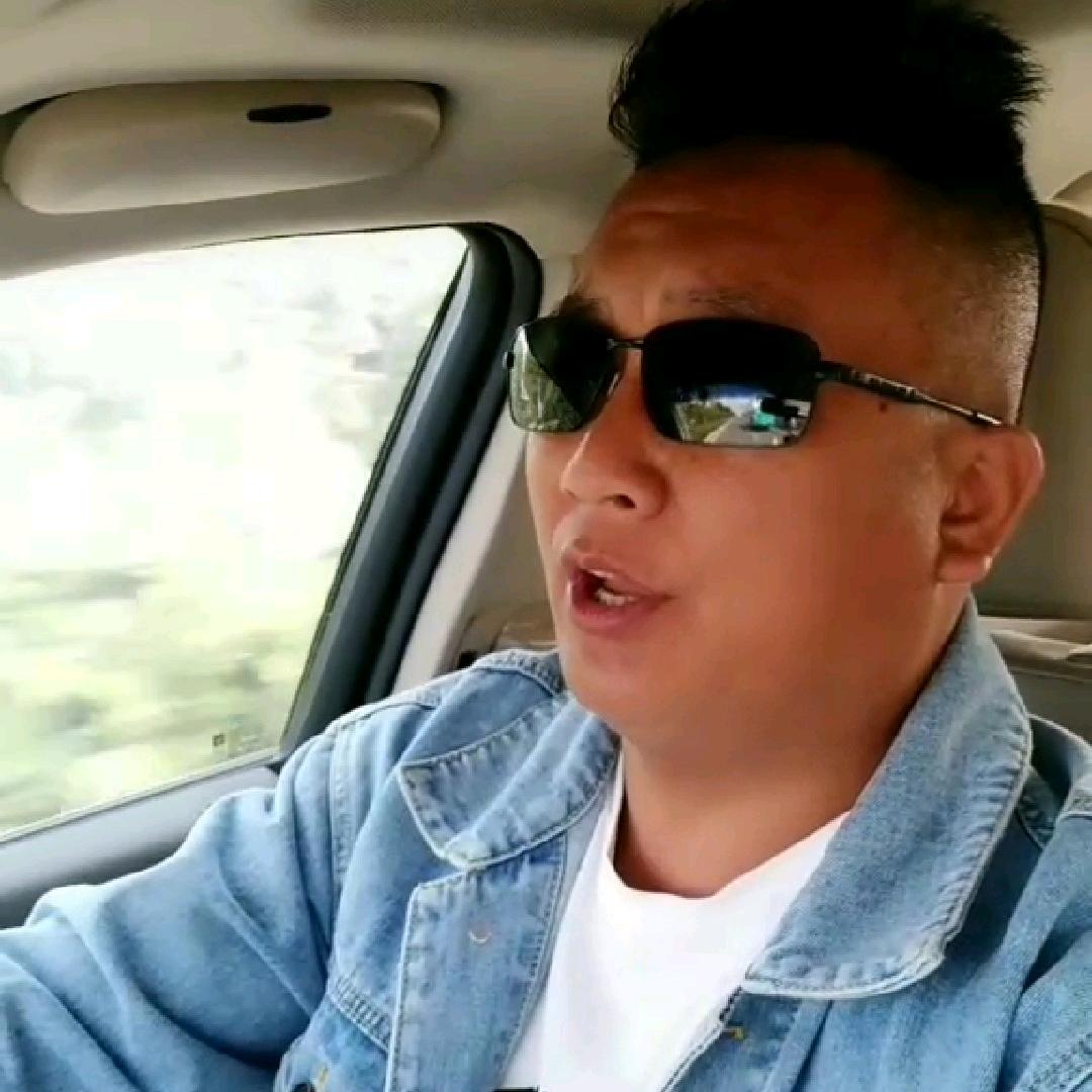 黑子哥