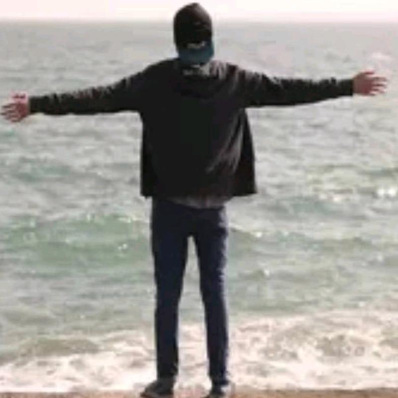 辉