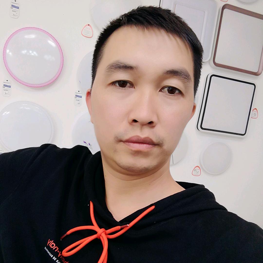 灯饰小王子阿浩