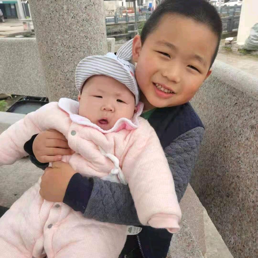 贵州姑娘，湖北媳妇。