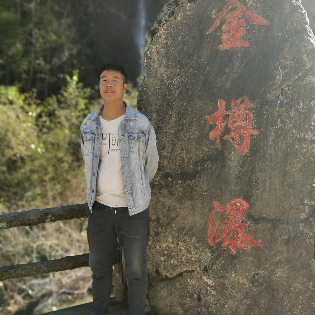 男人背后是责任