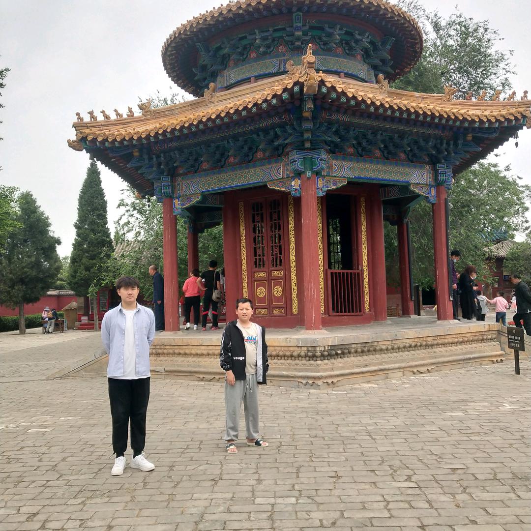 张建国