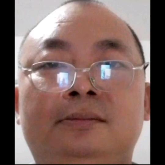 一本正经乱弹琴！