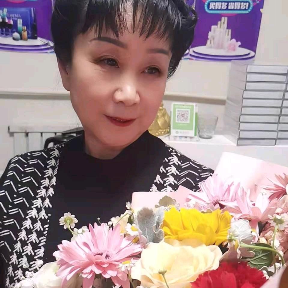 杜俊芬