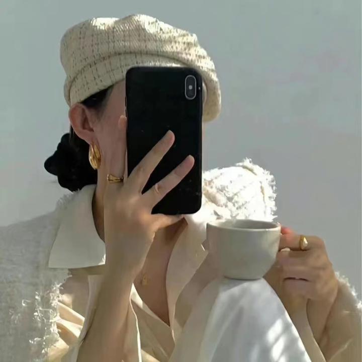 执著如尘