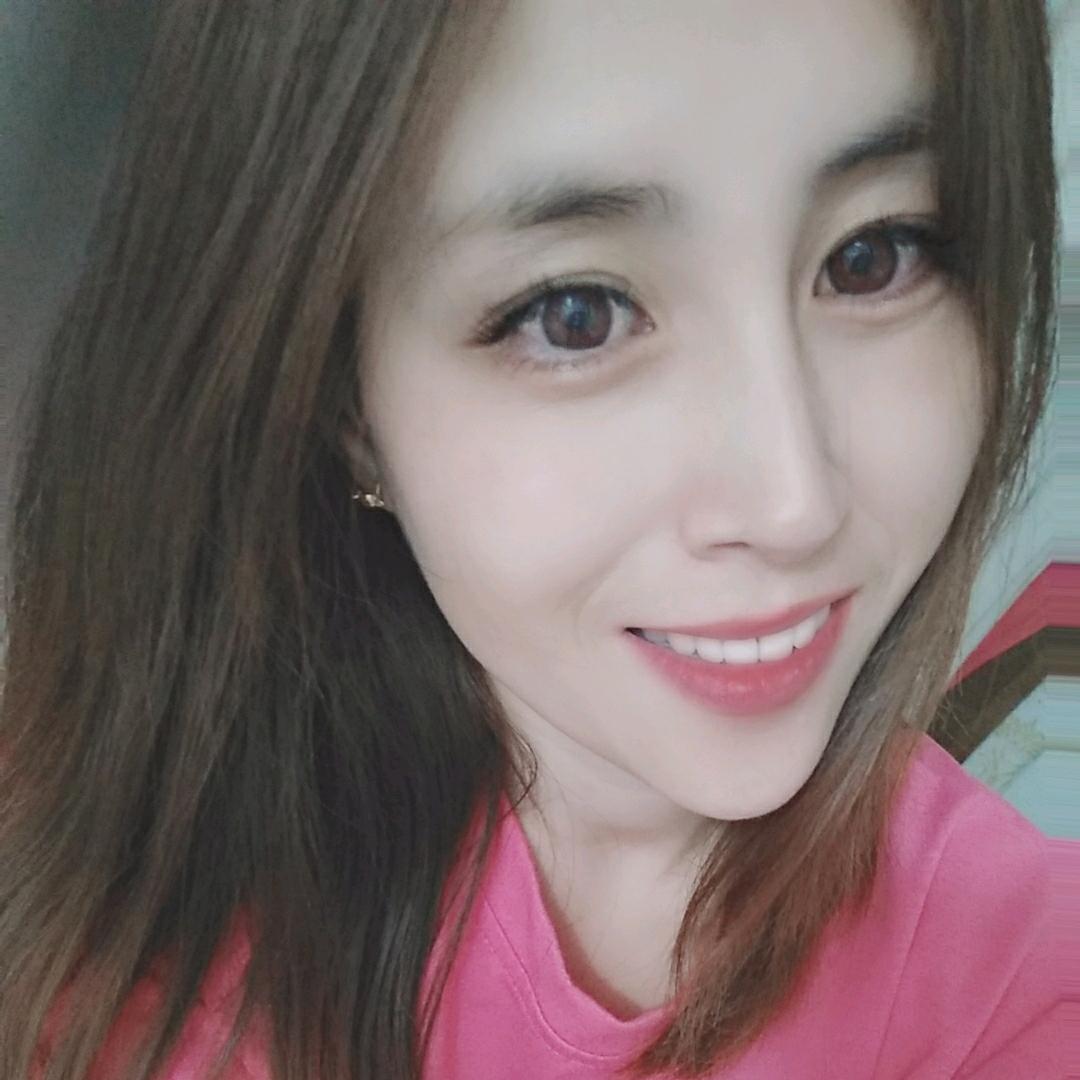 是娜娜吖🌸