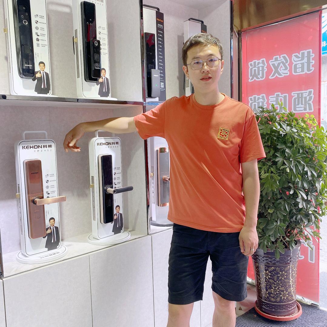 小姜.只搞指纹锁