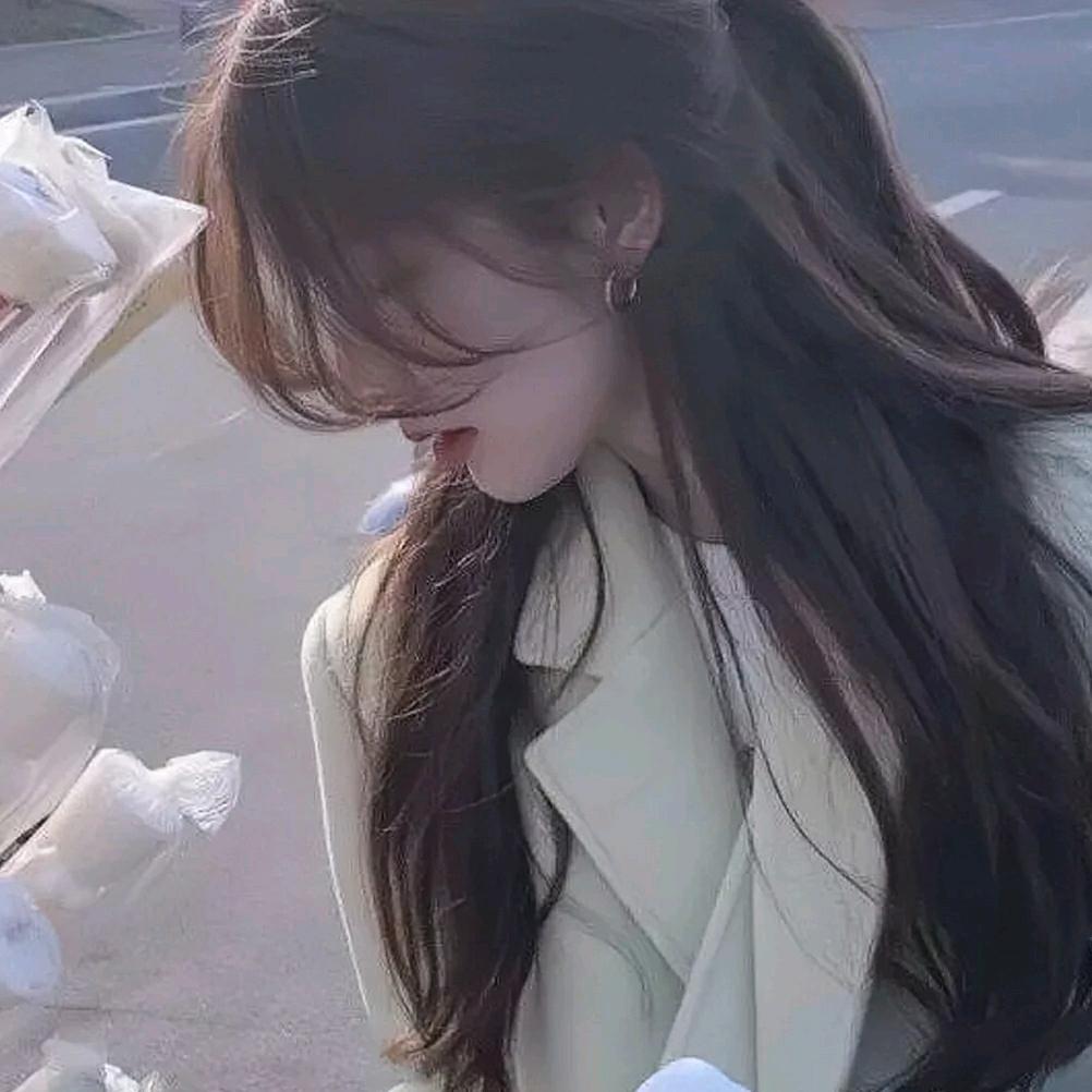 英子