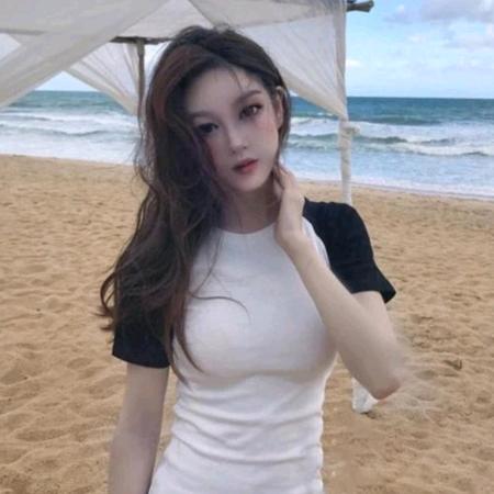 是只清秀的仙女吖🐷^