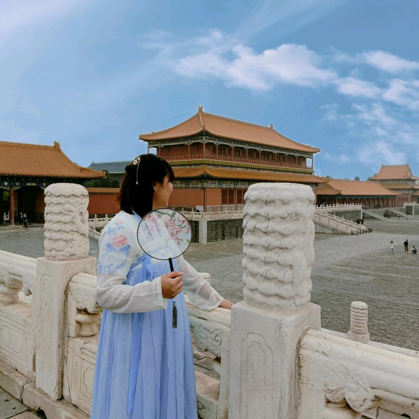 村儿里的姑娘～