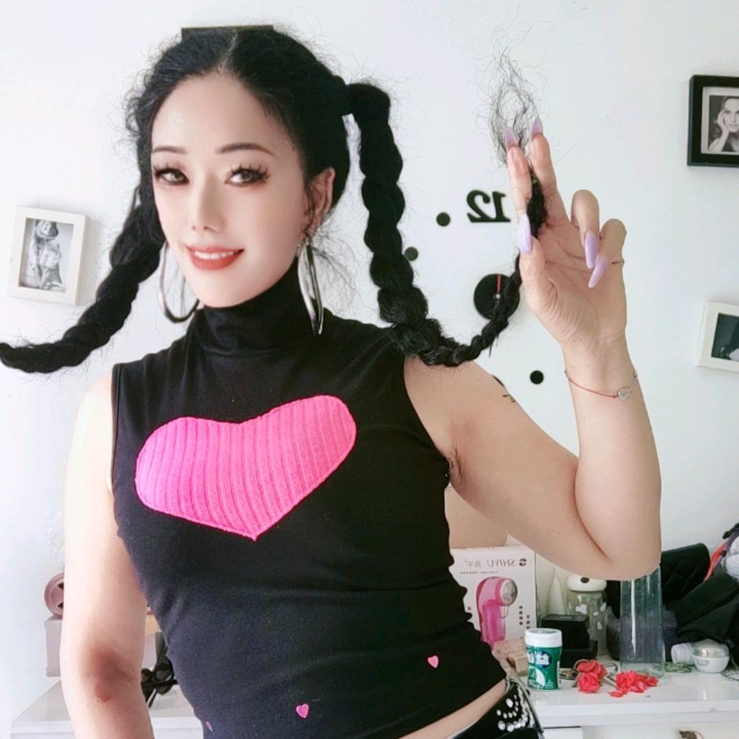 巴黎街的女人：回族