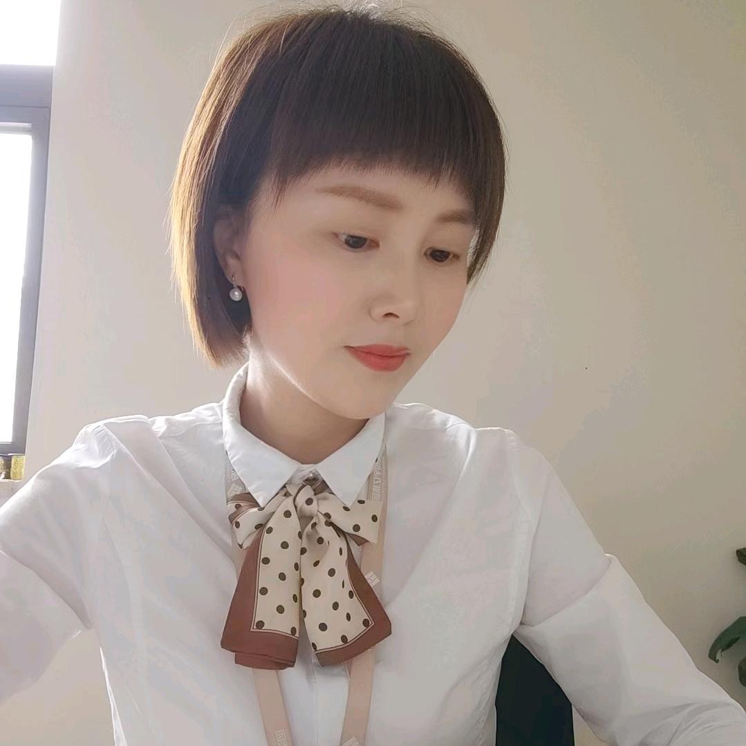 做個～乖乖女🌸