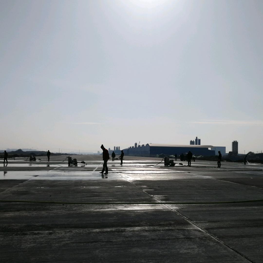 恒宇场道专业施工