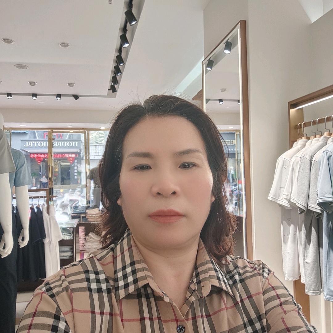 邓姐:郴州杉杉男装(西装.衬衣)