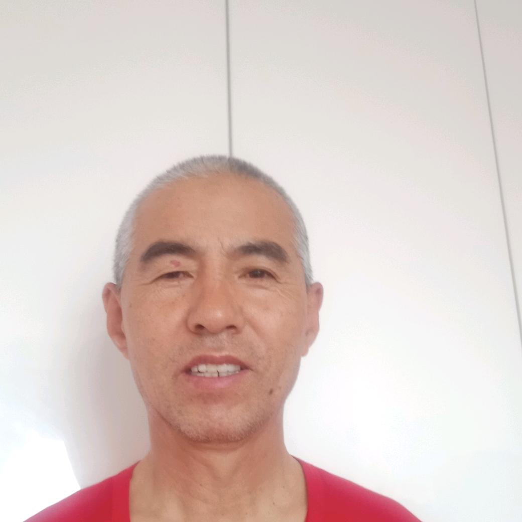 申卫平