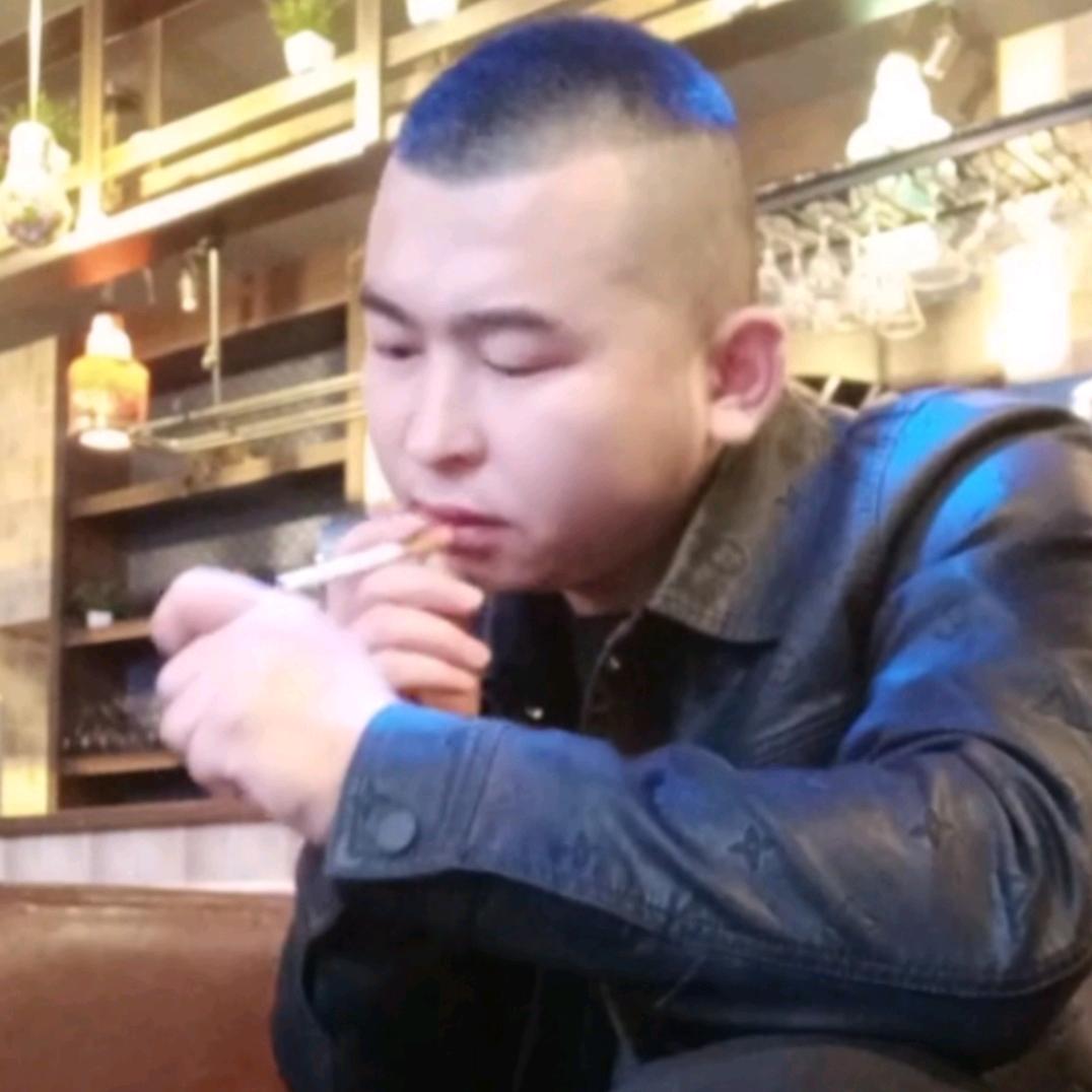 ꧁꫞꯭龙꫞꧂