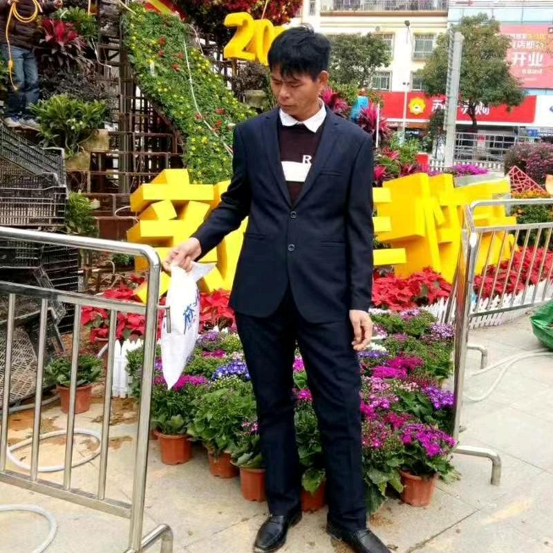 美男子。
