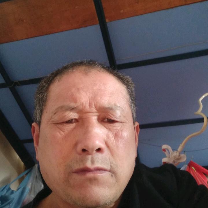 伍