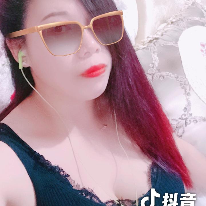 我的宝贝🌹🌹🍒🍒15070485