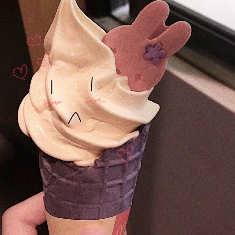 ╰小情绪ぅ牵动着我的世界