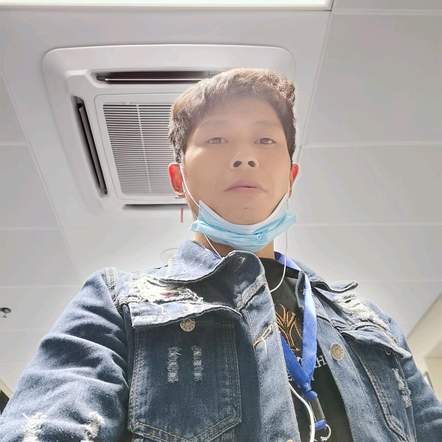 抱着星星等月亮