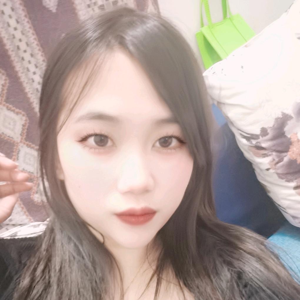 岑家丽