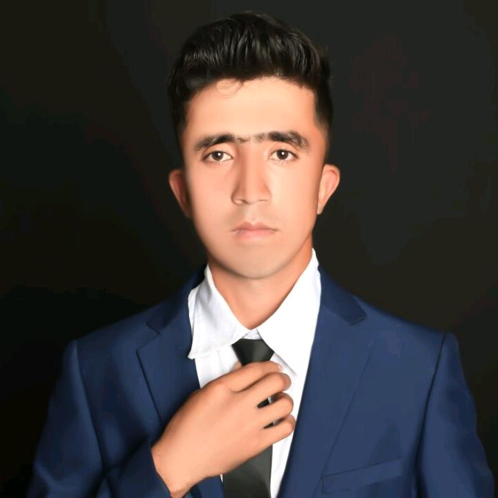 依米尔