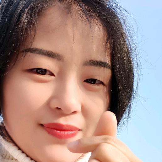 幸福的一家四口