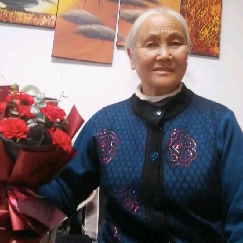 吴佐琼