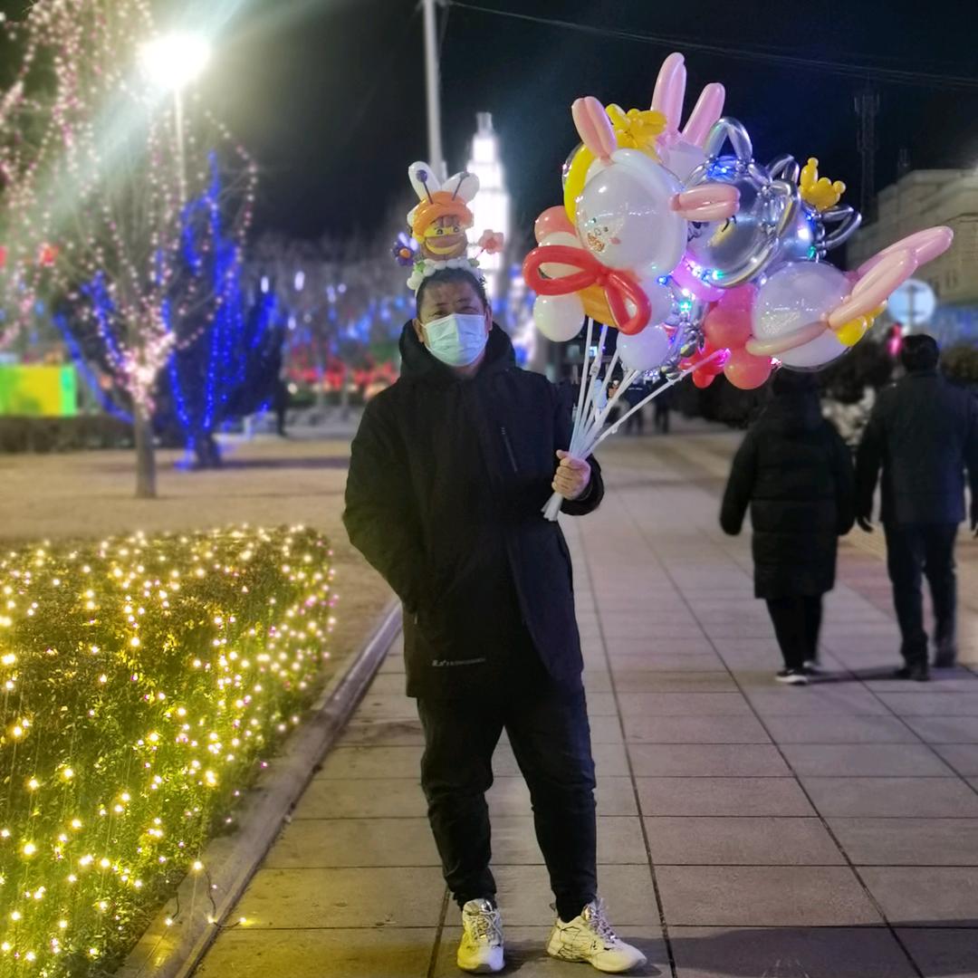 小手冰凉（连赞拉黑）