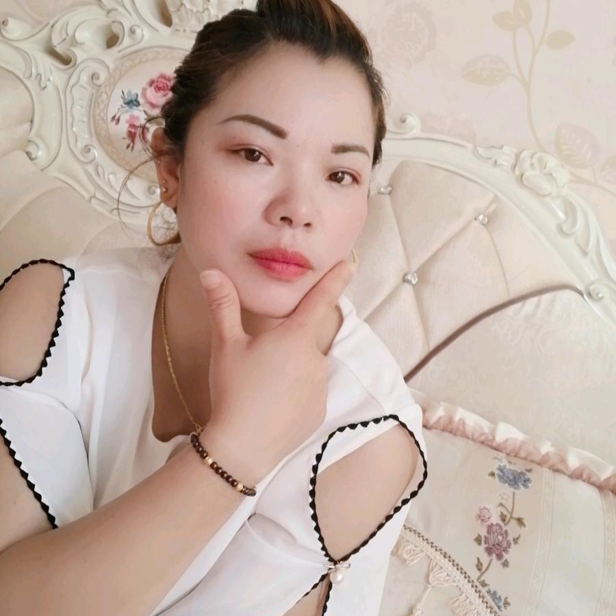 麻栗坡的小邓姐姐