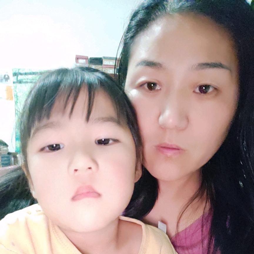 且行且珍惜头像