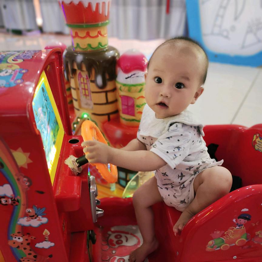 子凡