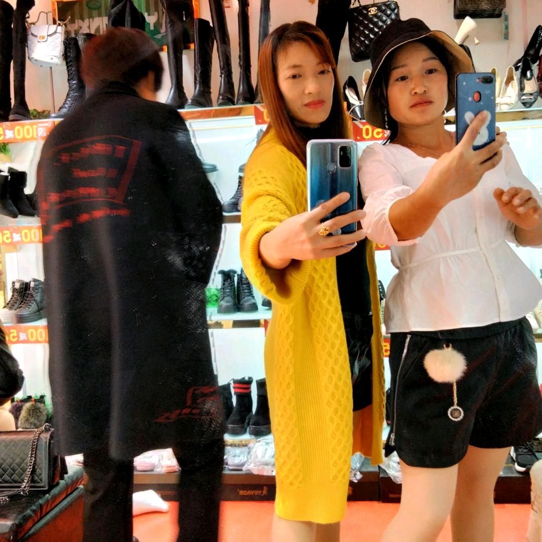 残酷人生，小酒窝