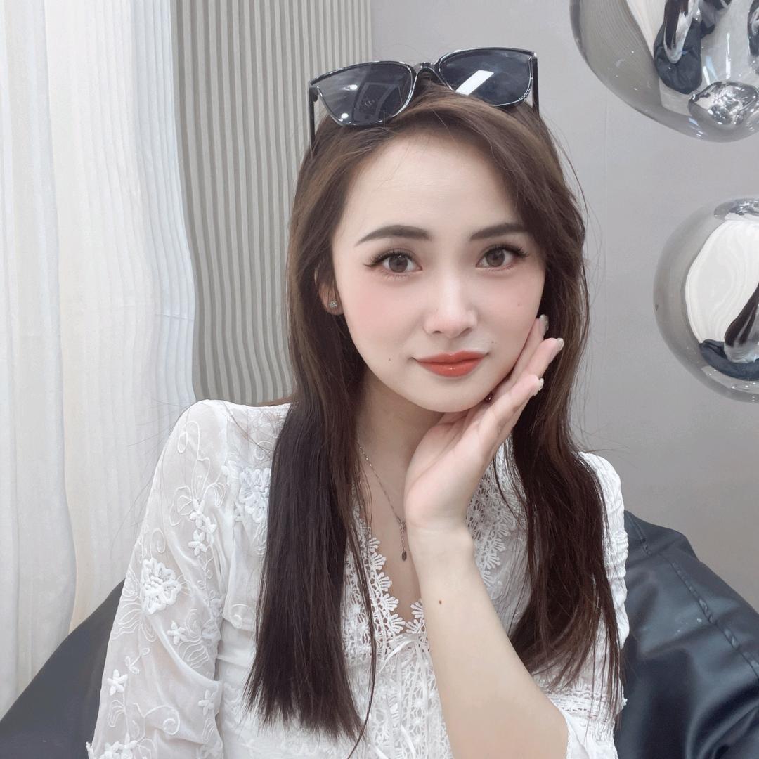 丫小丫精品女装