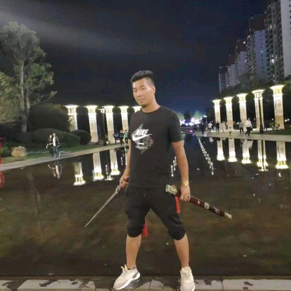 滚男