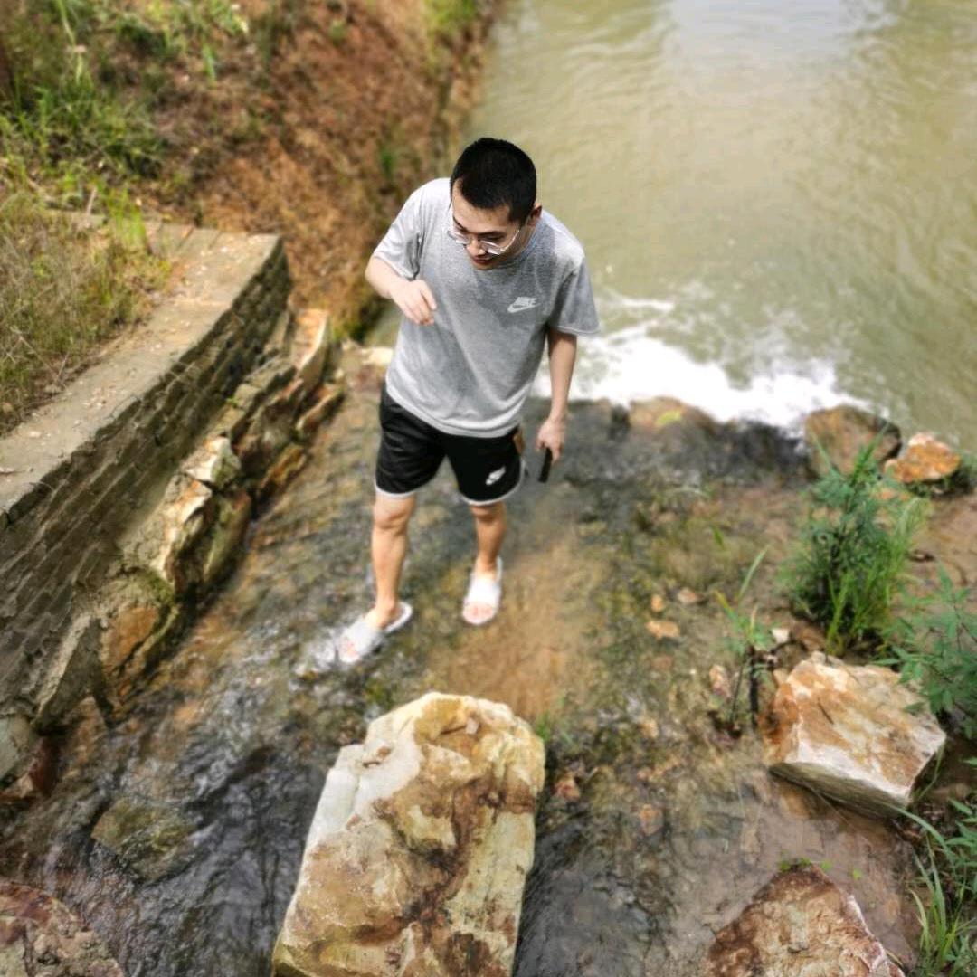 黄小宴铁锅焖面