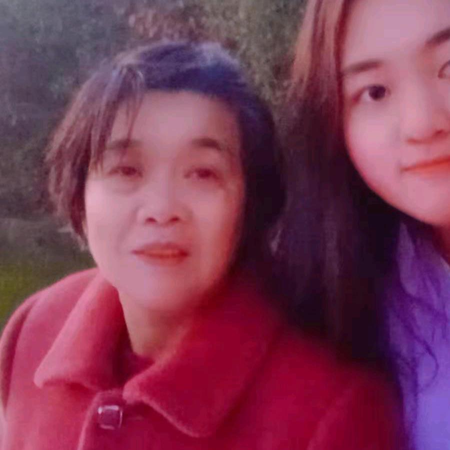 可爱的王奶奶