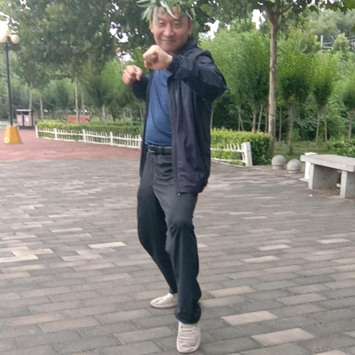 👍堂哥👍