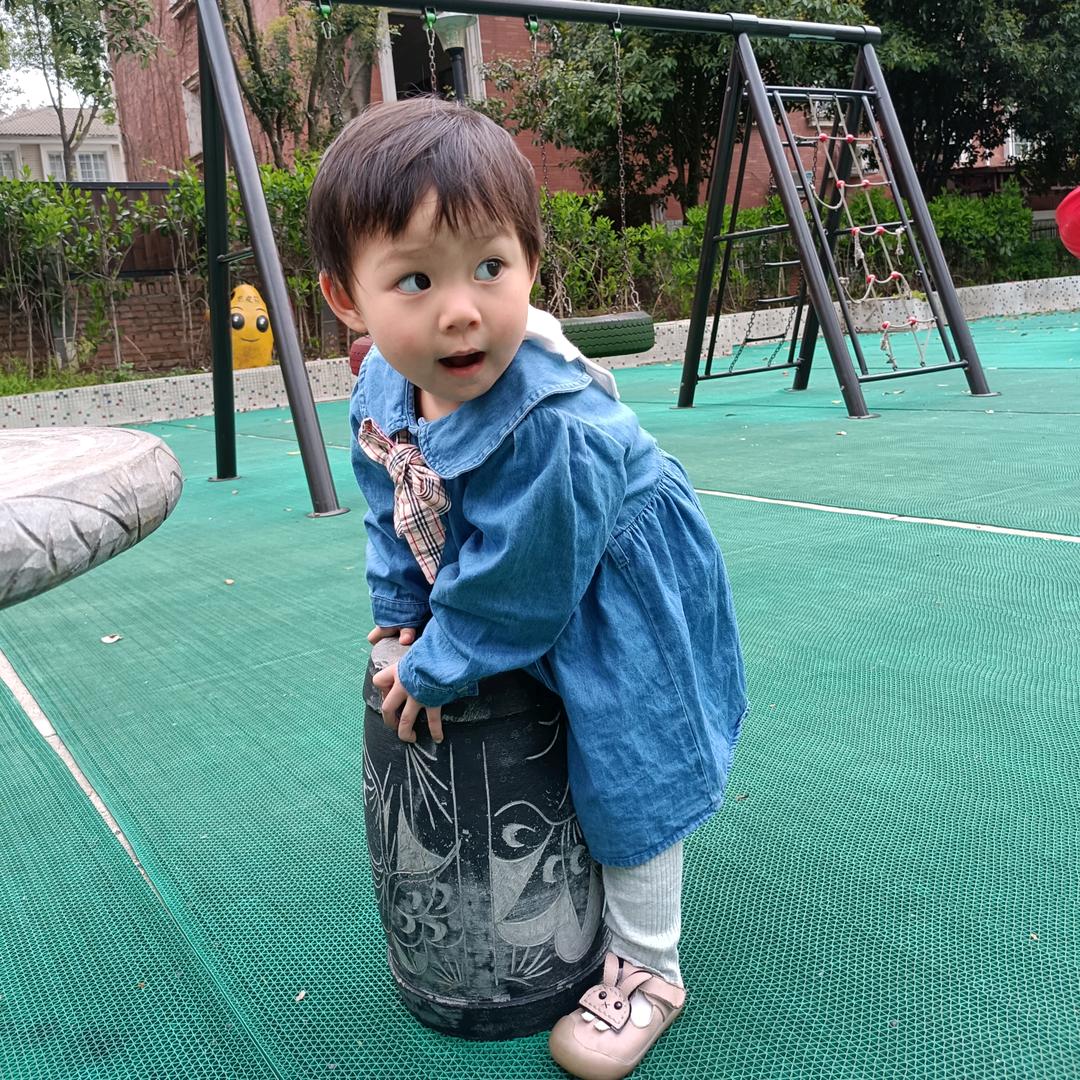 啦啦🌻