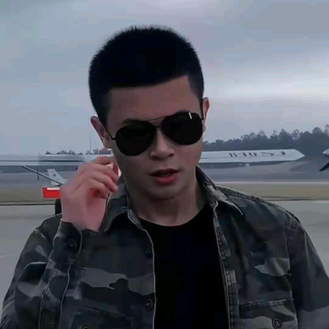 邱扬