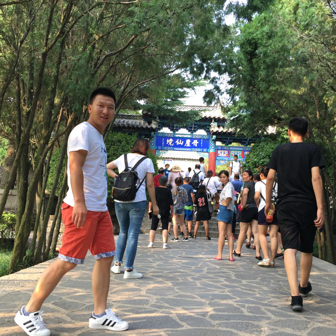 钱咄咄